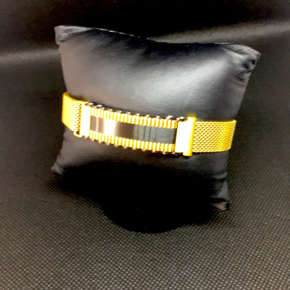 Elegant adjustable Bracelet